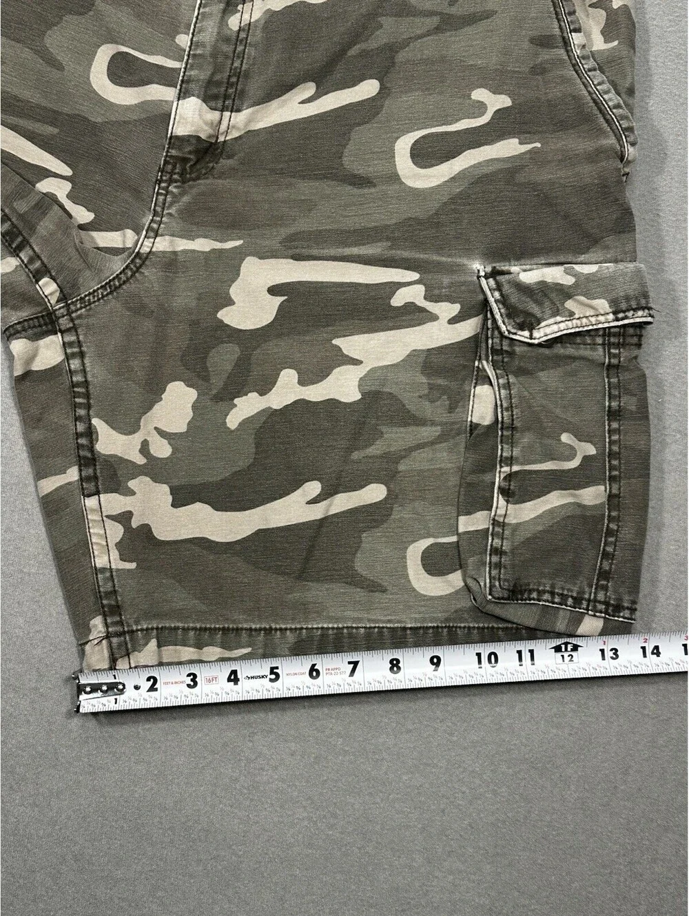 Faded Glory Mens Green Camouflage Multi Pockets Cargo Shorts SZ 42
